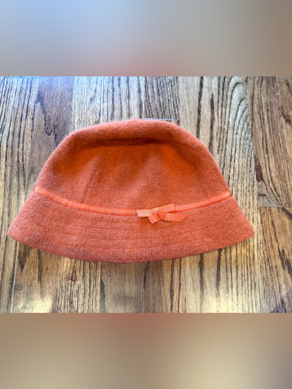 VINTAGE Gap Bucket Hat Womens Orange Size Med/Large Angora
Blend Y2K